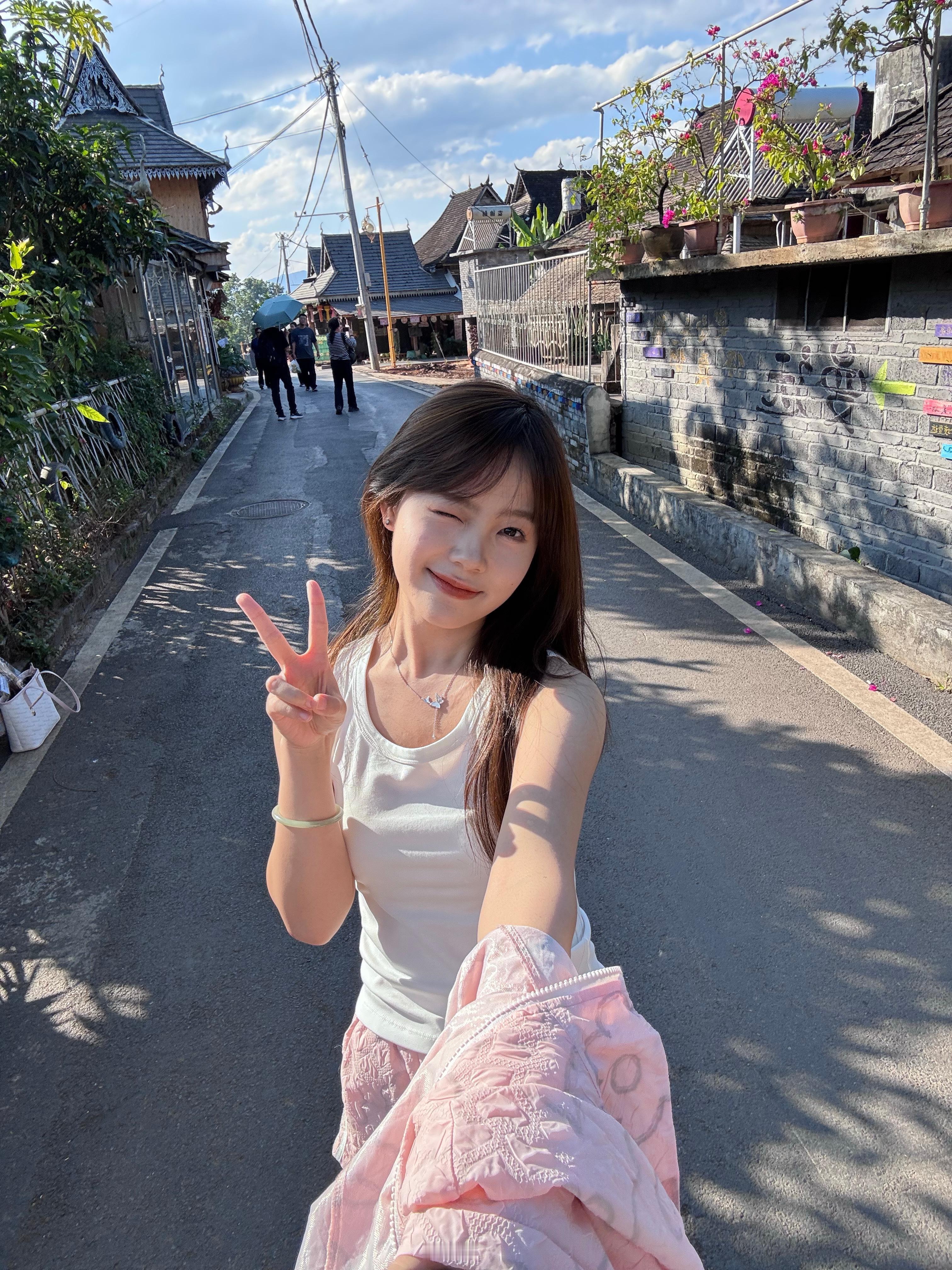 2025年我彻底完成了自我主体意识的觉醒，今天是2026年的1月1号，期待拥有更