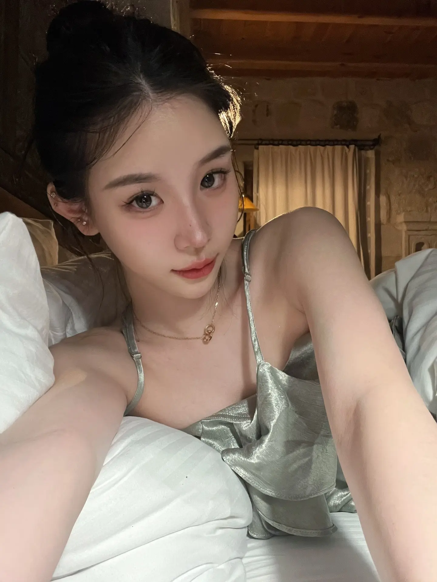 突然出现 拍照