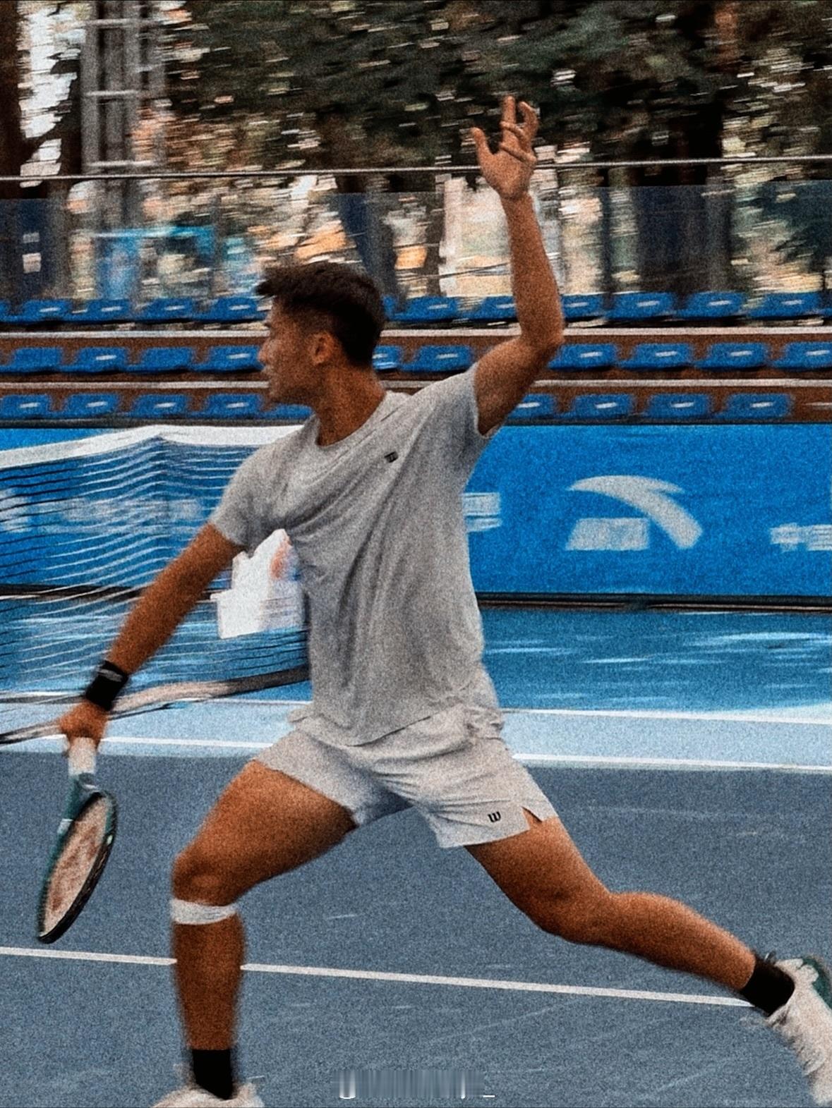 重返珠海的张仪伟，很多人当年都是从这座城市开始认识他。本次，双打搭档陈烨，单打将