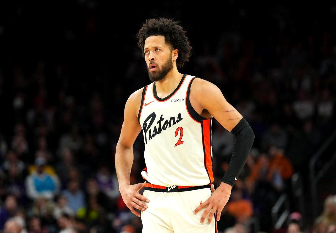 炸锅！坎宁安经纪人公开喊话联盟，65场规则必须破例，一阵不该被剥夺
 
坎宁安的