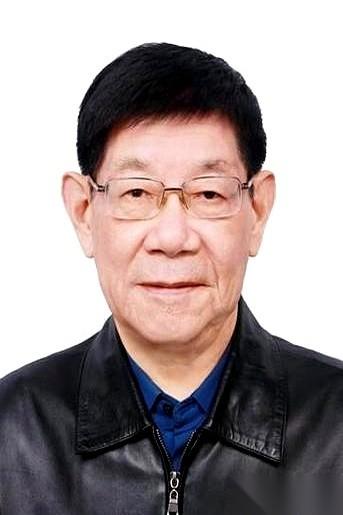 这个人叫肖胜利，他一手干出来的企业，叫华天科技。
但在1994年，这地方还不叫华
