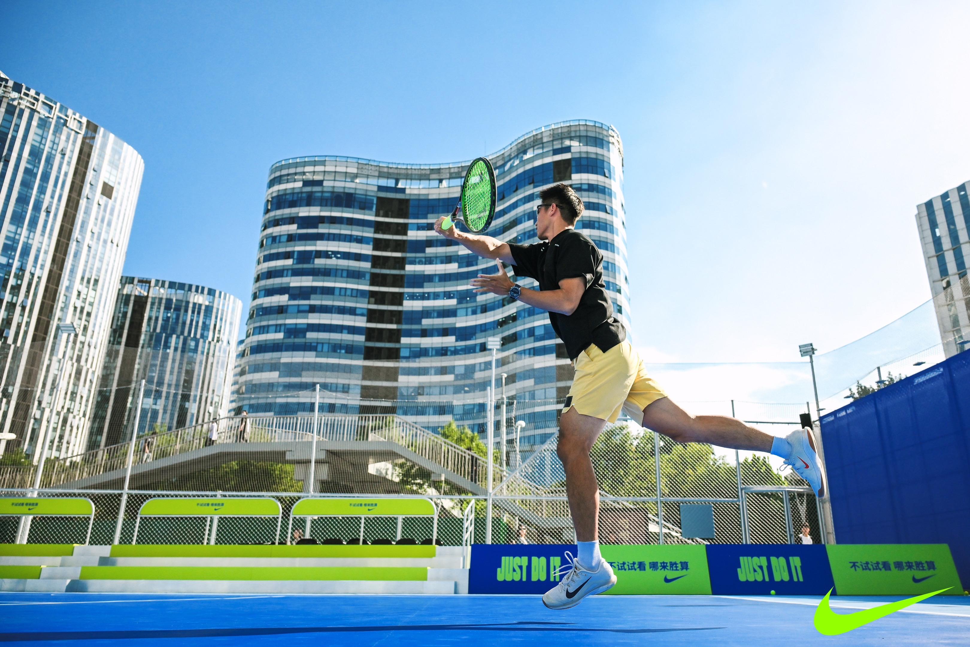 尽情挥拍吧🎾。 穿搭