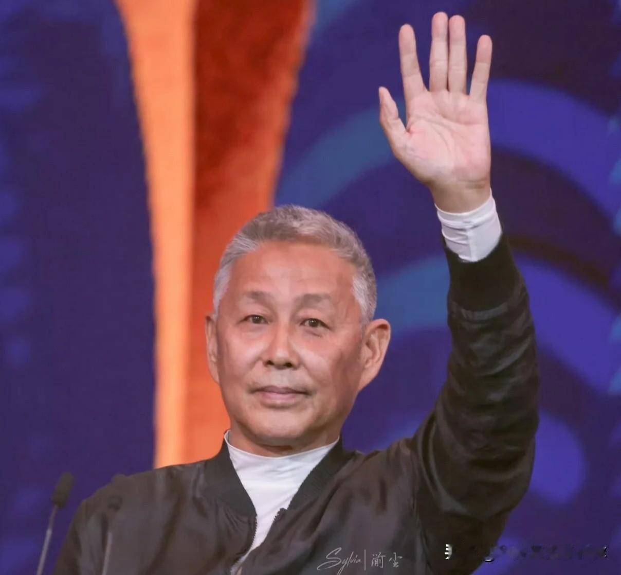 秦雯这下尴尬了！

好不容易靠《繁花》拿了白玉兰奖，转头就被一段录音扯下面具。当