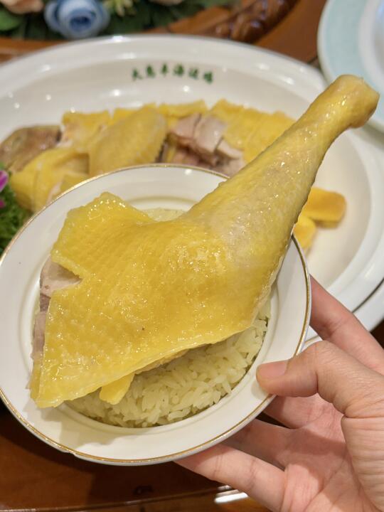 我在南宁已经很久没吃到这么好吃的🐔啦！