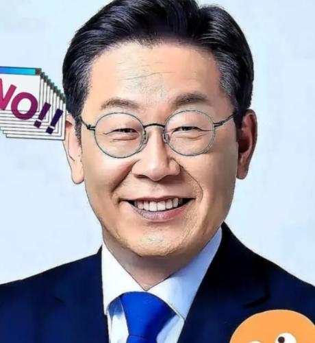 这回彻底藏不住了！不仅国内，连国际社会都传遍了！“中国大陆与台湾的内部事务，跟咱