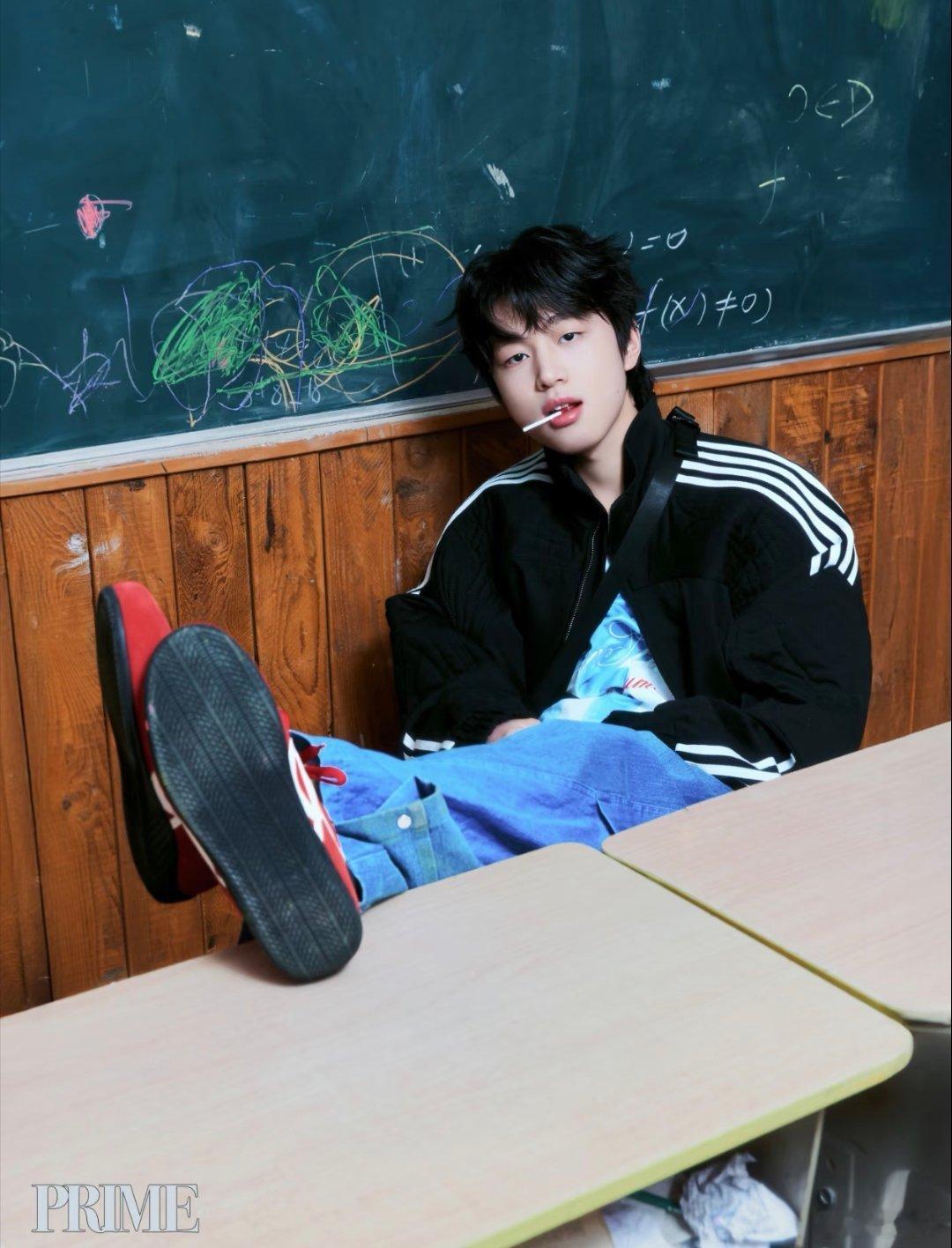 无言ZHY言之有宇 注意！前方发现高颜值学长出没