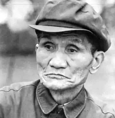 1984年，沈醉对华子良原型韩子栋说：“幸亏当年你逃走了，要不然我的罪孽更深了！