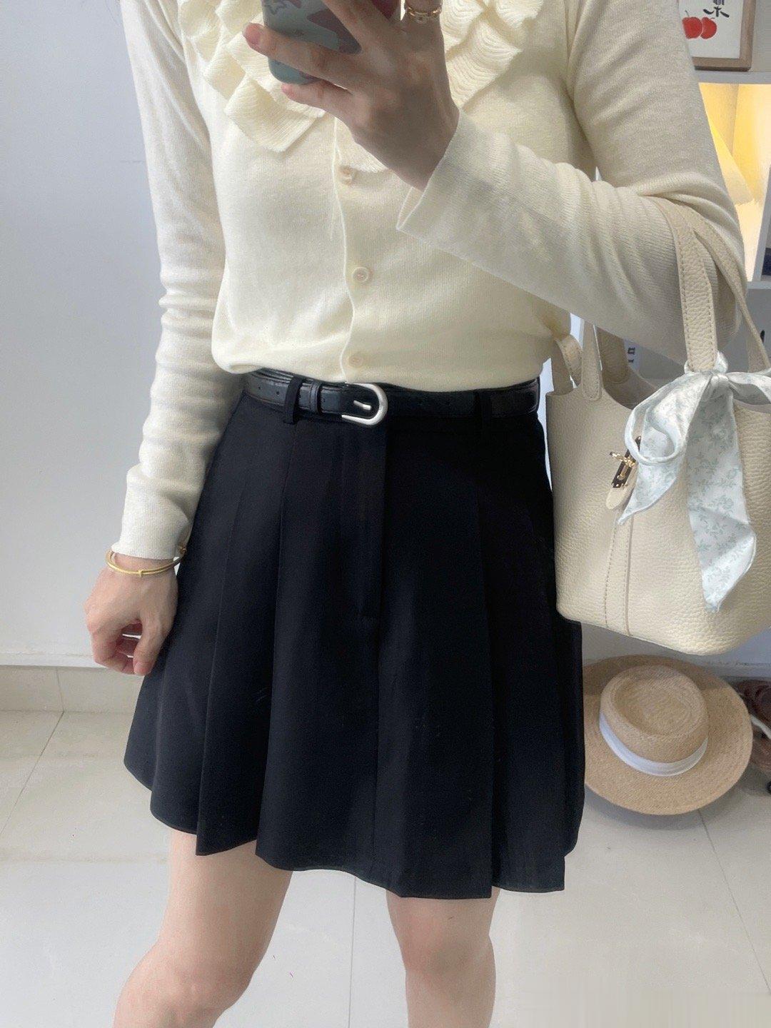 9🈷️24号   早10：00🈵199➖20呦百搭款百褶裙，后西装的面料哦，