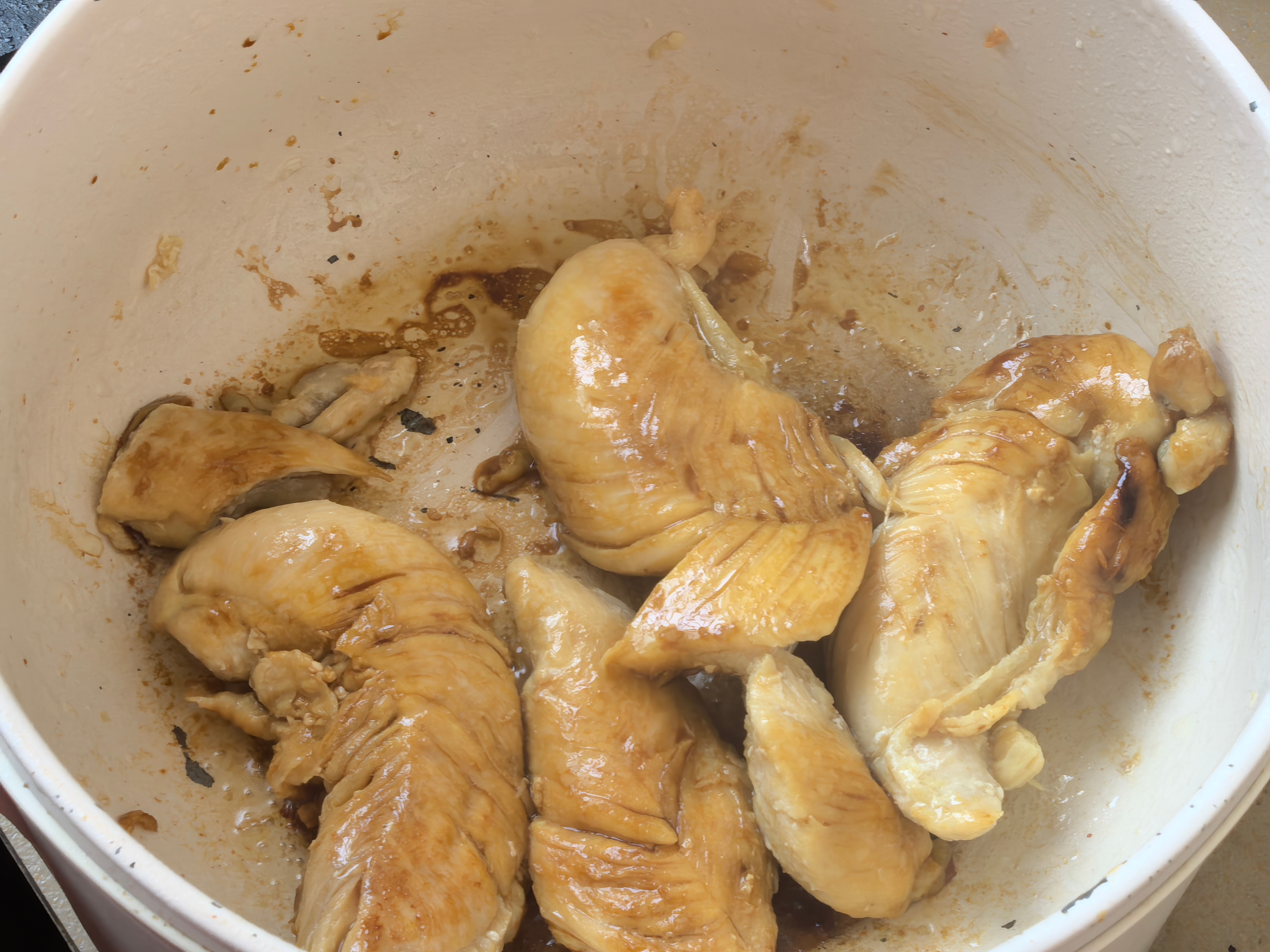 做减脂餐，鸡胸肉用花生油煎再加点酱油没关系吧？然后再加水煮青菜。这个肥我是一定要