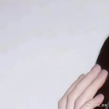 明星商务小料谁的身价一骑绝尘1，王一博 乐淇苹果，4月官宣。2，鞠婧祎，怡丽丝尔