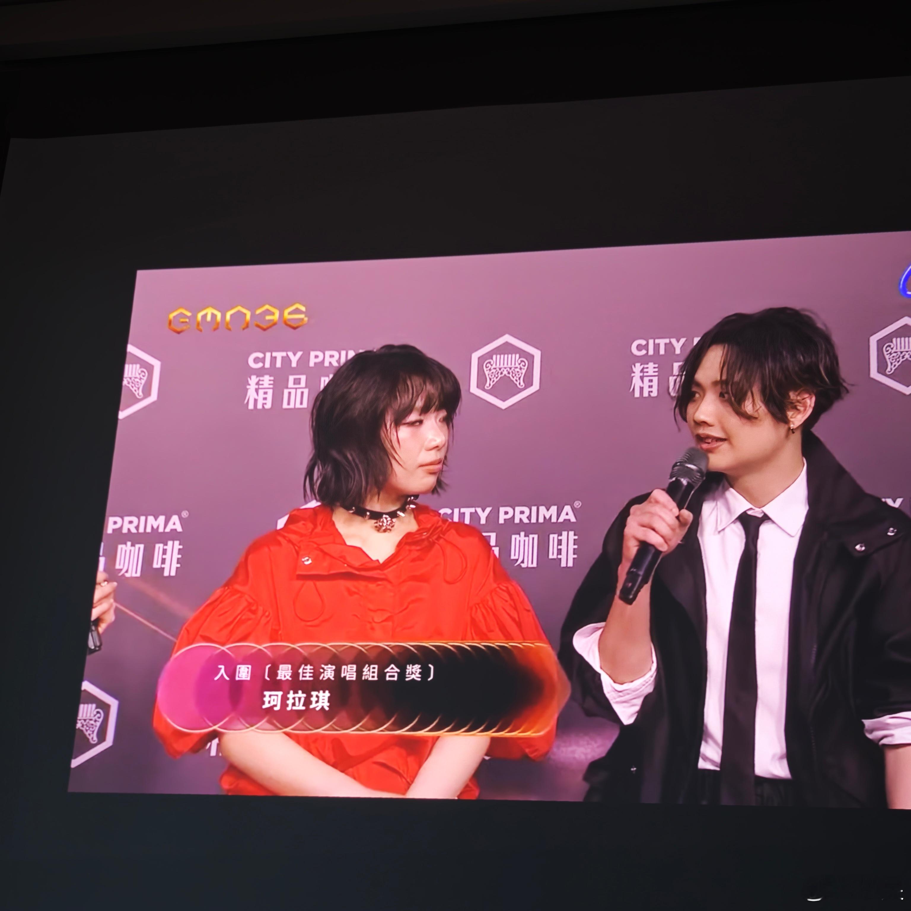 金曲奖 金曲33的最佳新人，珂拉琪，二专又入围演唱组合了。 ​​​