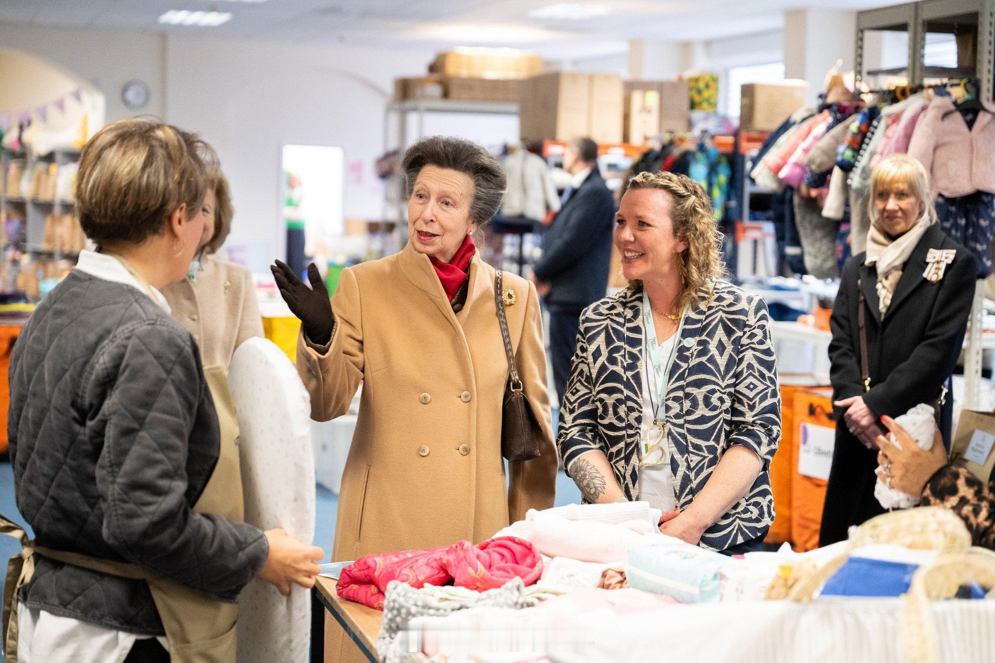 英国王室  2026年2月20日，安妮长公主在谢菲尔德访问Baby Basics