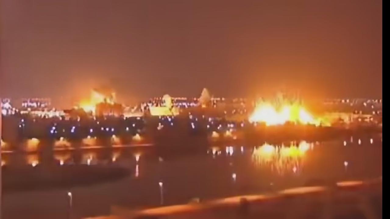 烽火狼烟。
伊朗开始玩命。