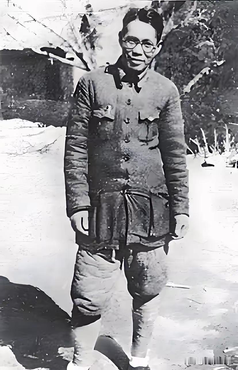 刘亚生是解放战争中被俘级别最高的将领。
1946年6月，中原突围。359旅政治部