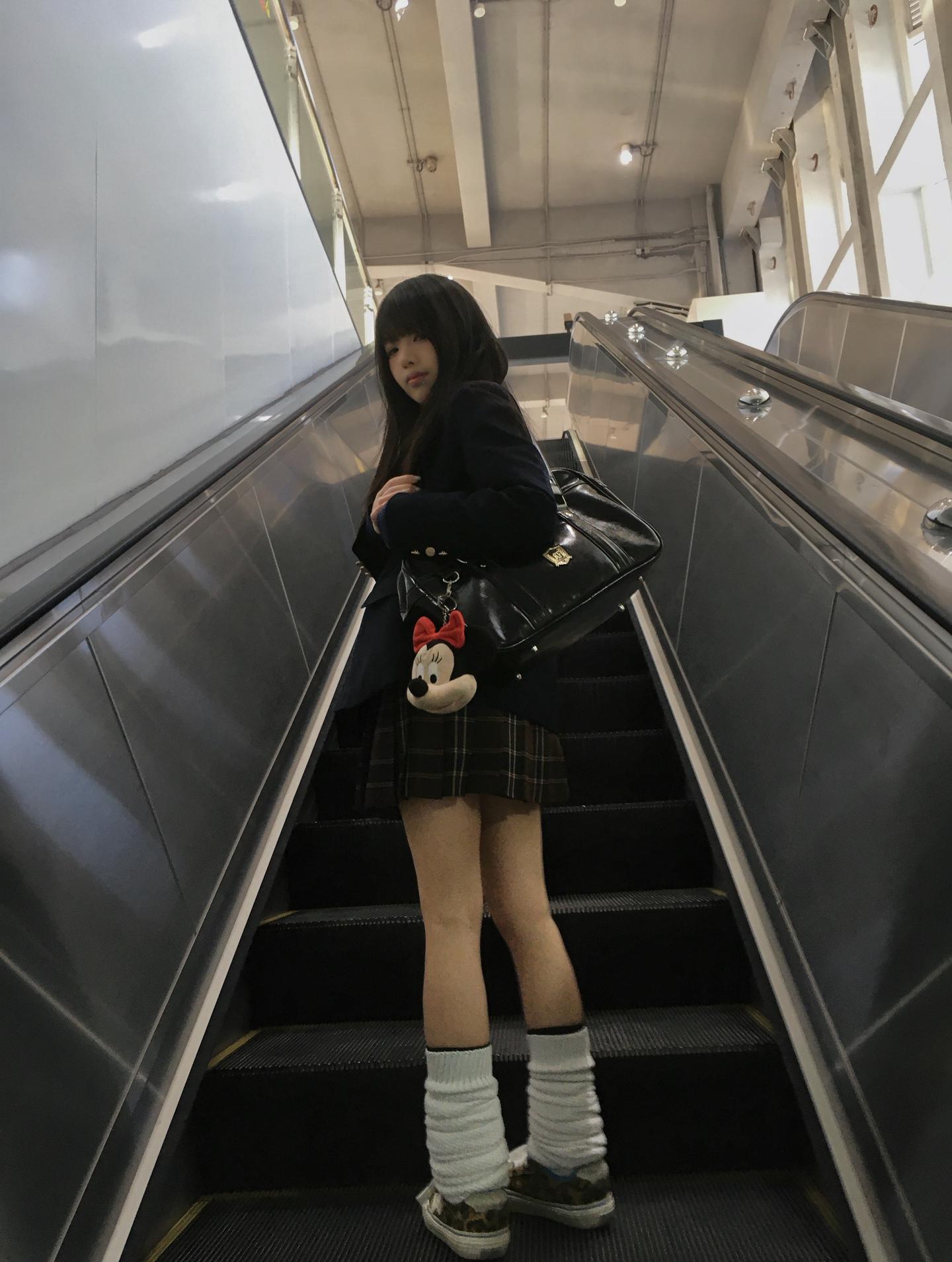 ᗜ ˰ ᗜ你完蛋了 我会一直盯着你。