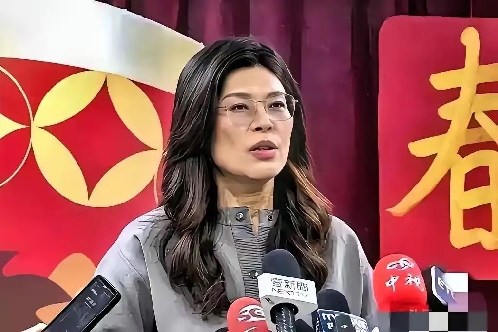 当地时间3月28日，台湾省国民党主席郑丽文在参加活动时公开表示：她在台南眷村长大