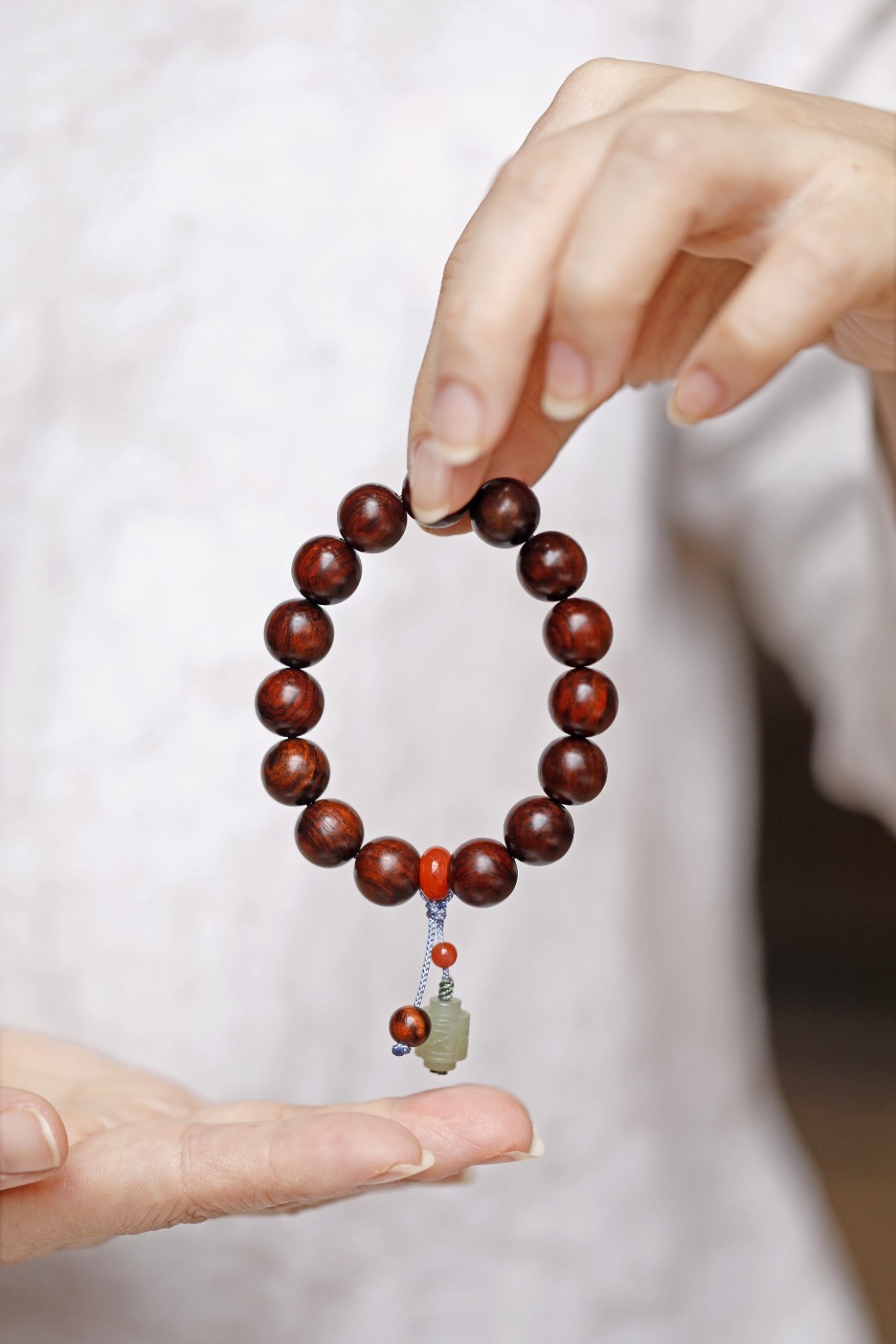 海黄 原创【宁云】12mm 颗颗珠玑，亮丽的光泽，意韵华丽，串出优美的弧线；香韵