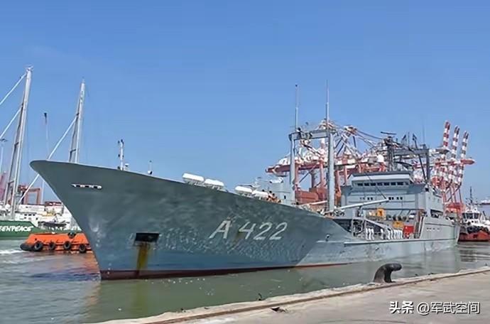 斯里兰卡对抗美国，接管伊朗另一艘未被击沉的军舰，印度信誉扫地。
3月5日，一艘孤