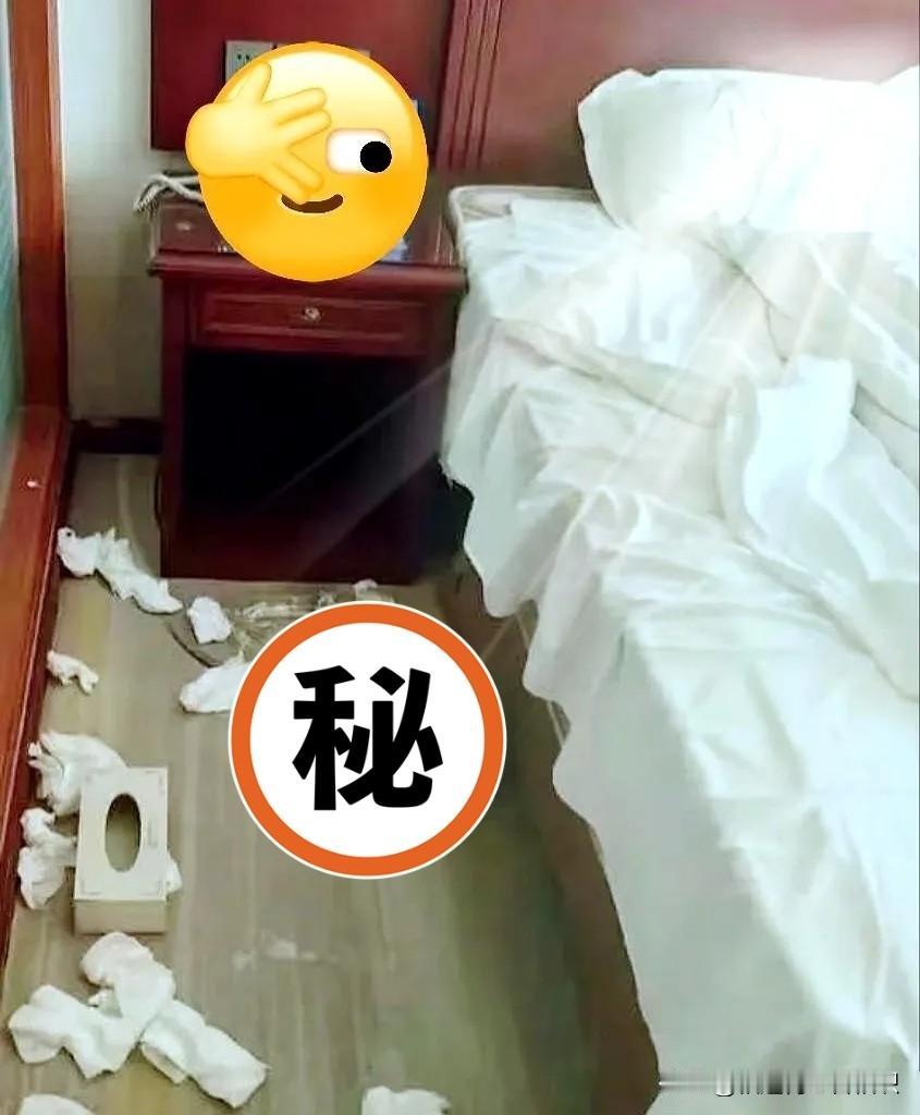 100块钟点房变“垃圾场”！
三男一女放纵后留满地污秽，
保洁阿姨推门傻眼
保洁