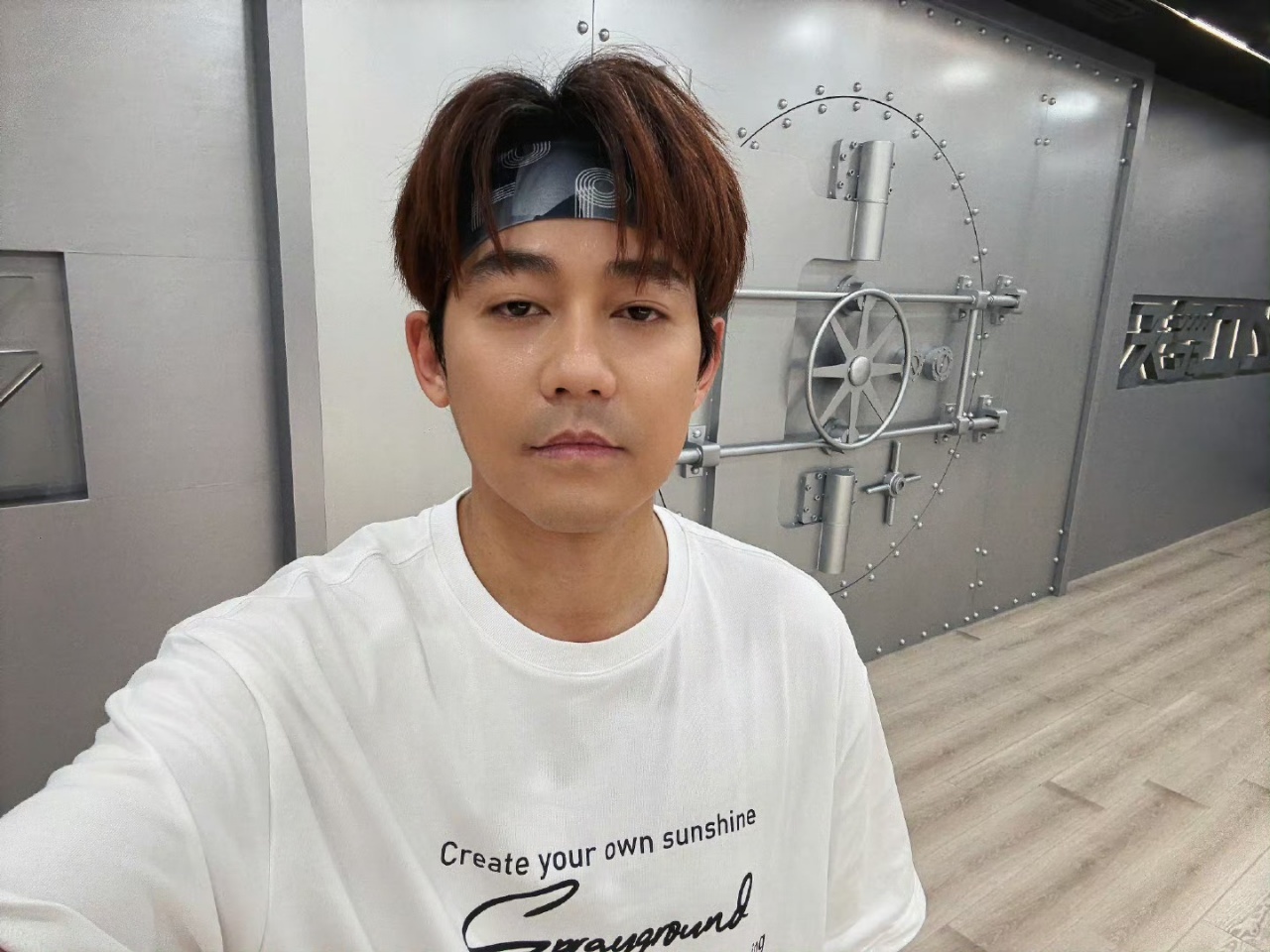 娱乐[超话]苏醒对练舞的热情全都写在脸上了苏醒满脸都是对跳舞的热情苏醒满脸都是对