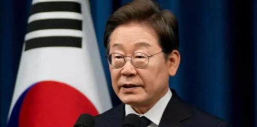 对中国降格了！近期九三大阅兵举行在即，而中国对周边国家都发出了邀请，其中就包括韩