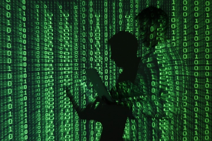 【#美以伊冲突向网络空间蔓延#】#伊朗向所有以色列人手机发送短信#美国雅虎新闻网