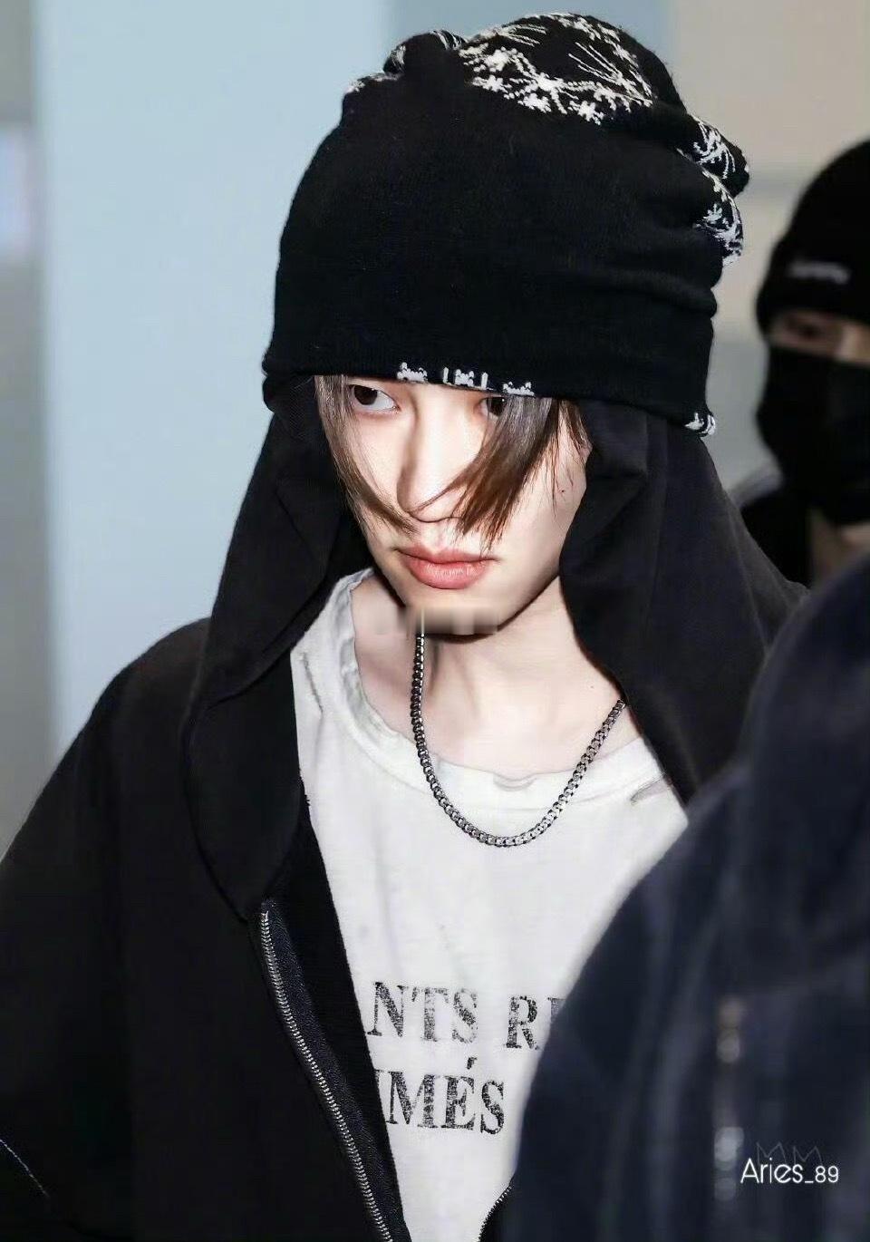 感觉徐明浩也就是随便穿穿，但真的不一样。 