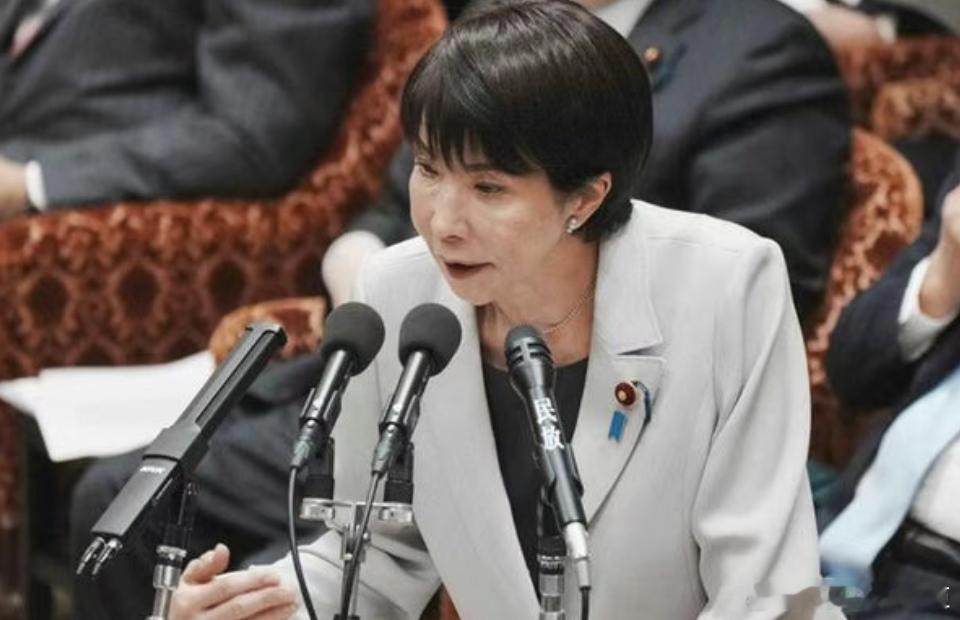 这是要越走越远啊！不听劝告？如今国富兵强，大刀依旧可以朝鬼子的头上砍去！ 