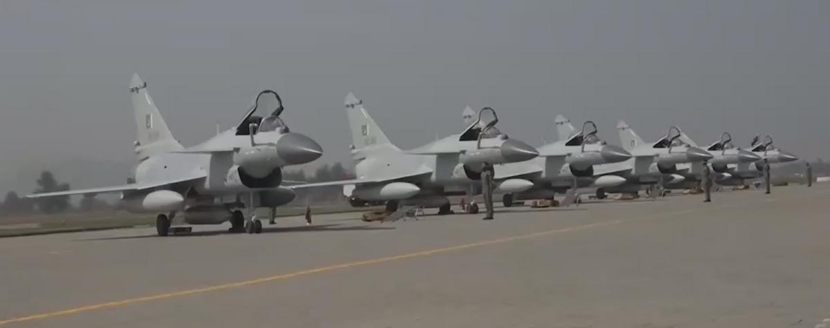 印媒称巴基斯坦是“中国武器垃圾场”，挑拨离间中国不给歼-20
 
最近，印度新闻