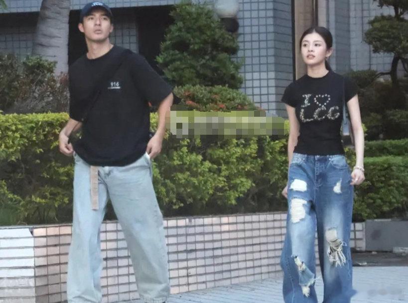 #陈昊森詹子萱方否认恋情##陈昊森詹子萱一起逛街# 据台媒，《刻在你心底的名字》
