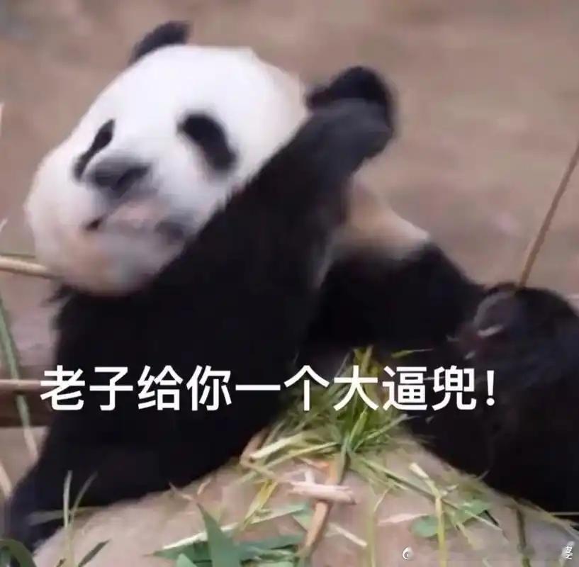 孩子吃席打翻盘子父母让他公开道歉家长教育孩子没毛病，孩子在大庭广众之下犯错满分教