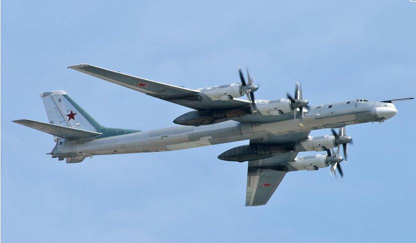 美欧就冰岛争议再起之时，俄罗斯派出可携带核弹头的战略轰炸机，在挪威海和巴伦支海上