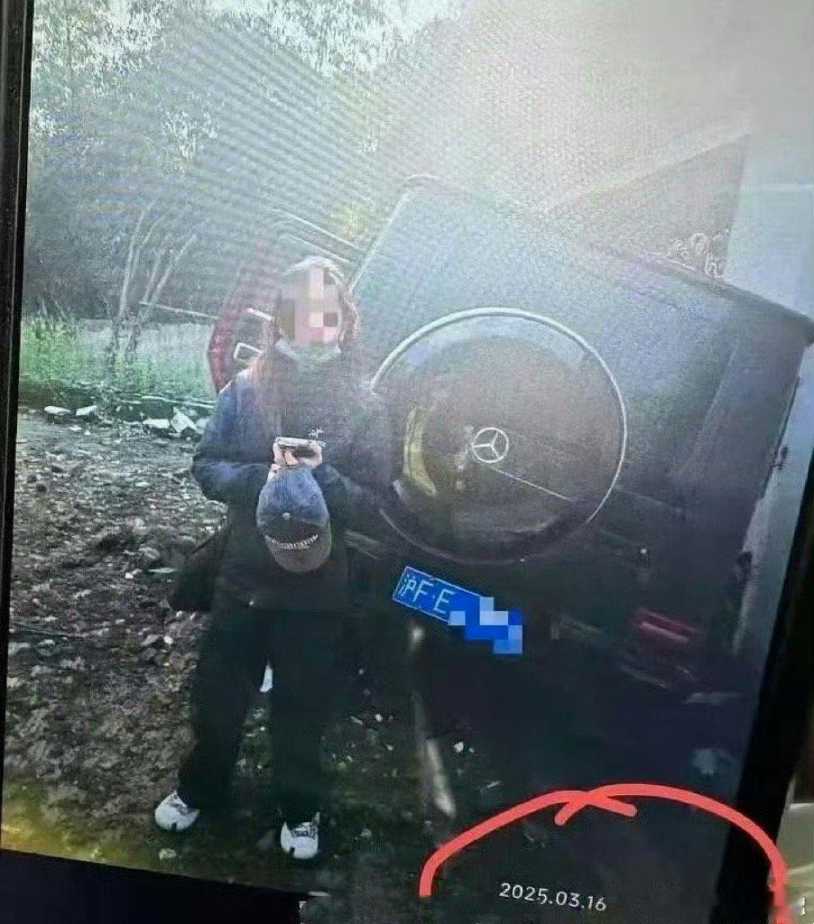 曝金晨交通事故监控截图 顶/包+逃/逸+疑似骗/保？金晨去年3月绍兴交通事故疑云