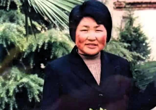 1998年1月30日，农历正月初三，河南项城的李桂英刚出家门口，就被同村齐金山五