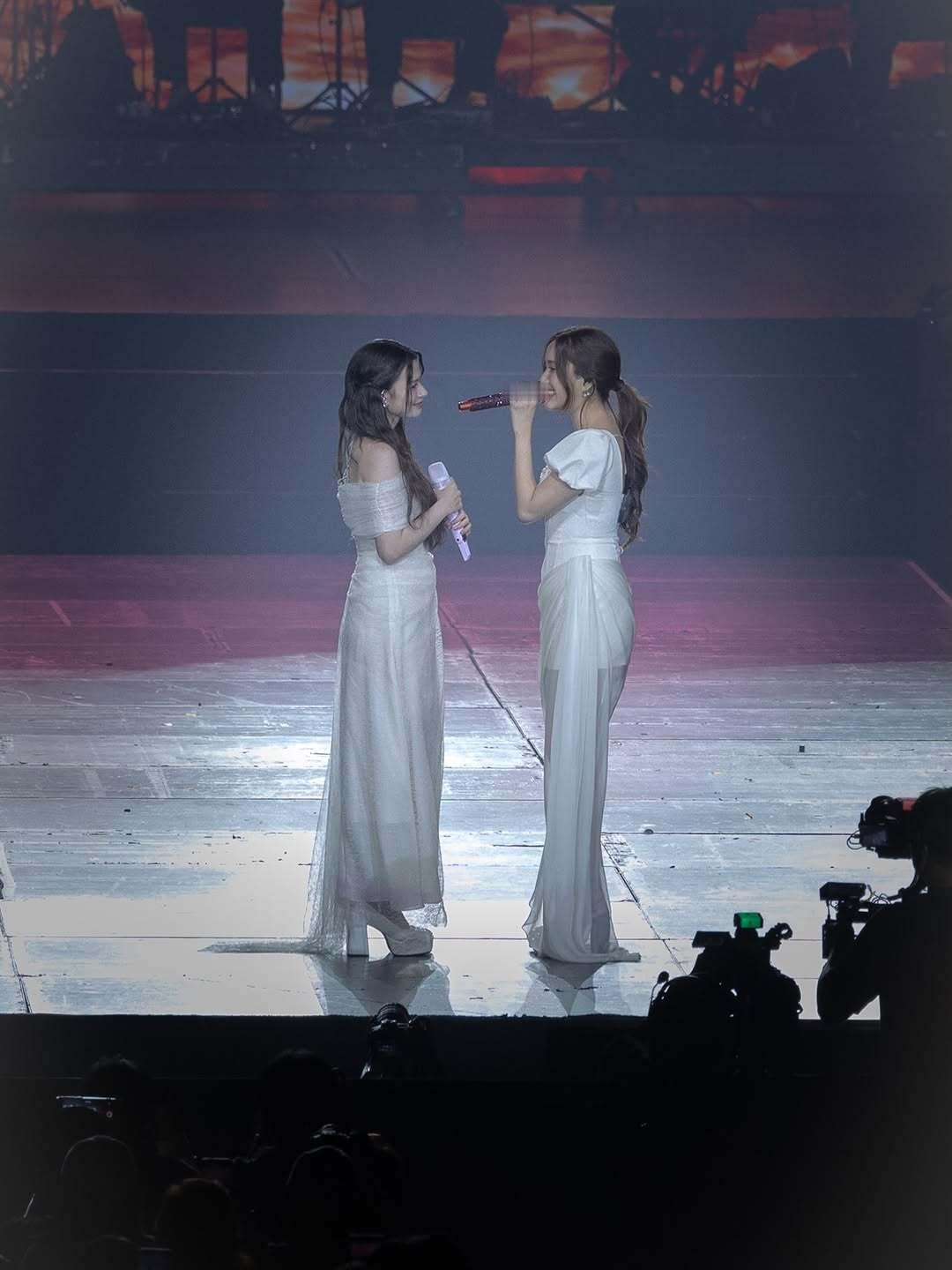 260912 FreenBecky4ElementsInfiniteBonds©