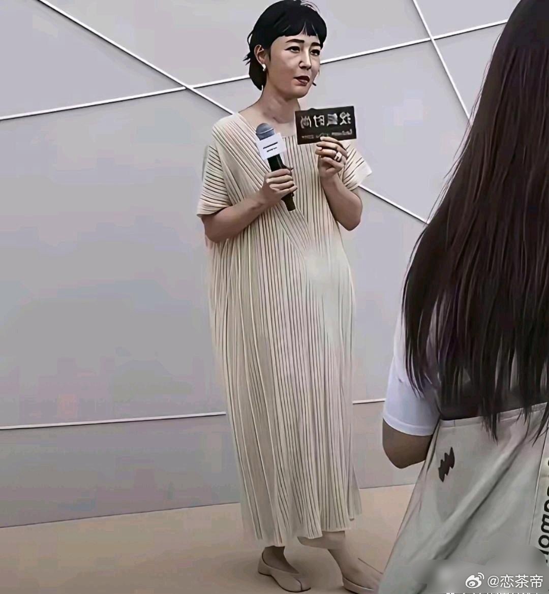 这是白百何吗？变化也太大了吧，都快认不出了。 