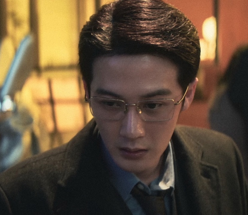 细框眼镜嘟驾驭者李律！檀健次李淇  | 檀健次震耳欲聋 