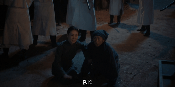 暴躁东北太奶一箭射鬼子 东北太奶就是战神！玉兰被抓时一箭破空，看得人肾上腺素飙升