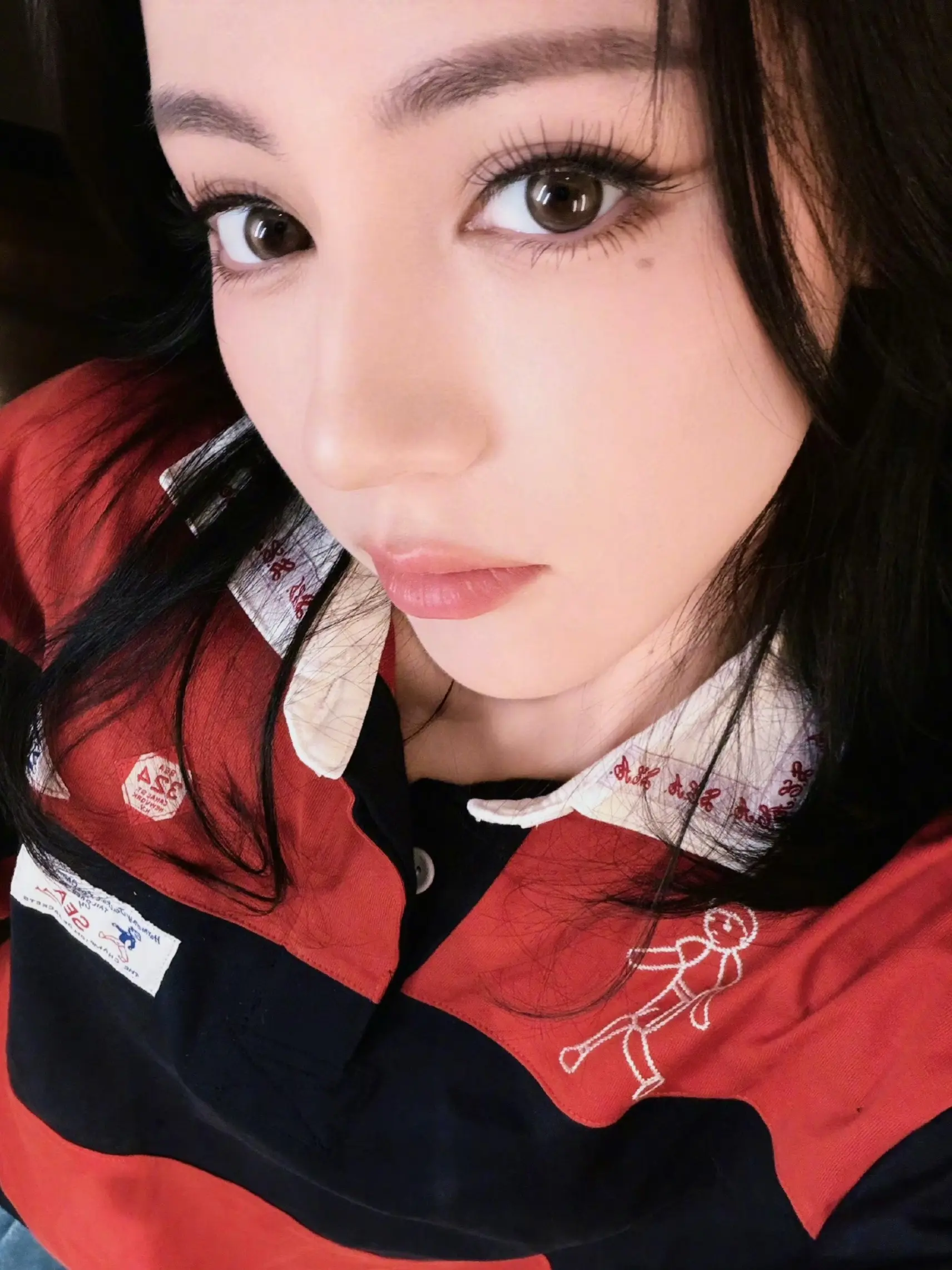 姐姐发自拍了