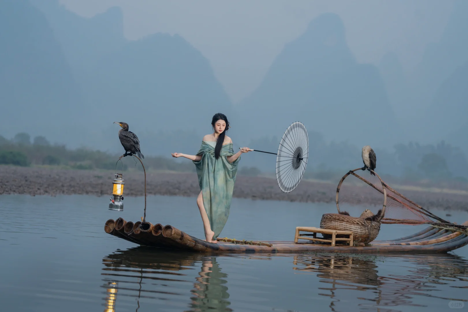 谁懂，烟雨天的绝佳氛围感