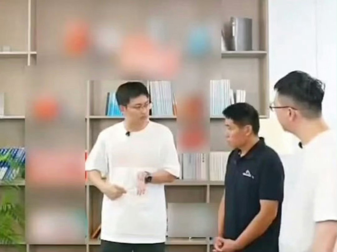 武亮说不应该为了面子选学校武亮说网上博士毕业找不到工作都是假的理性择校拒绝攀比虚