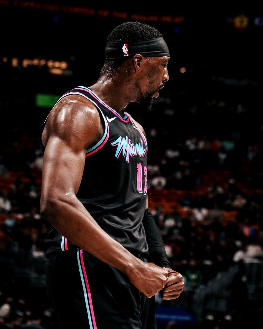 半场17分，阿贾你………nba