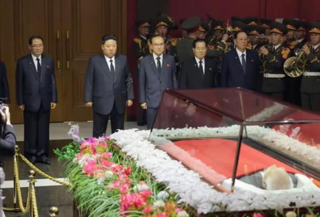 金正恩遭遇前所未有重创。

朝鲜官媒今天（11月4日）对外证实称，朝鲜最高人民会