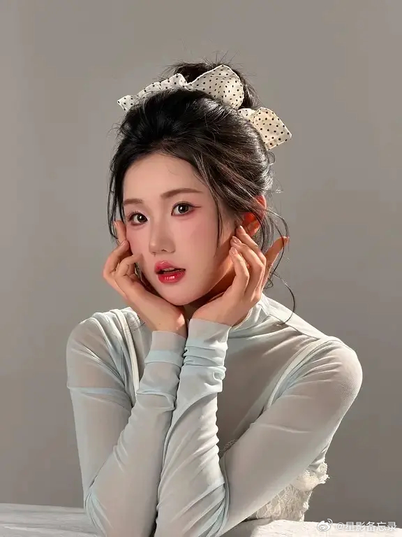 这是哪个明星？好萌好美 