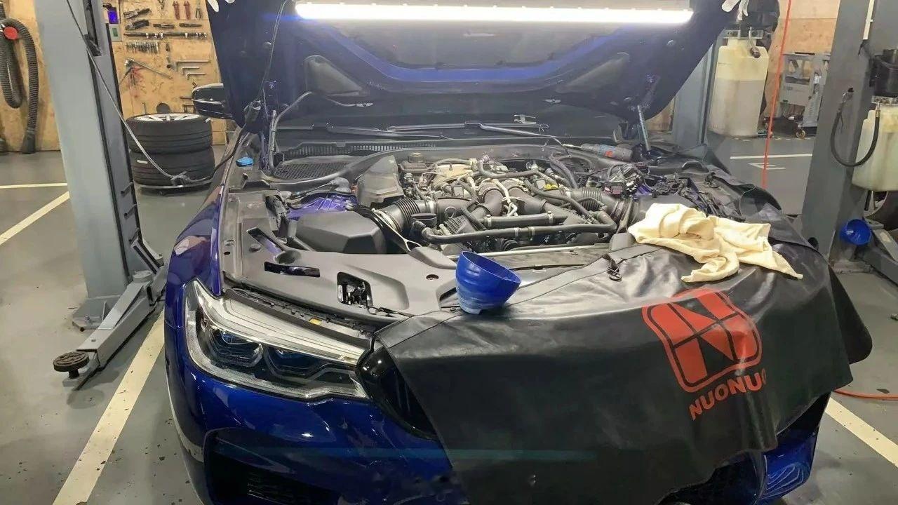 宝马F90 M5，其S63B44发动机加速抖动。这个案例，大家用不着——此话不虚