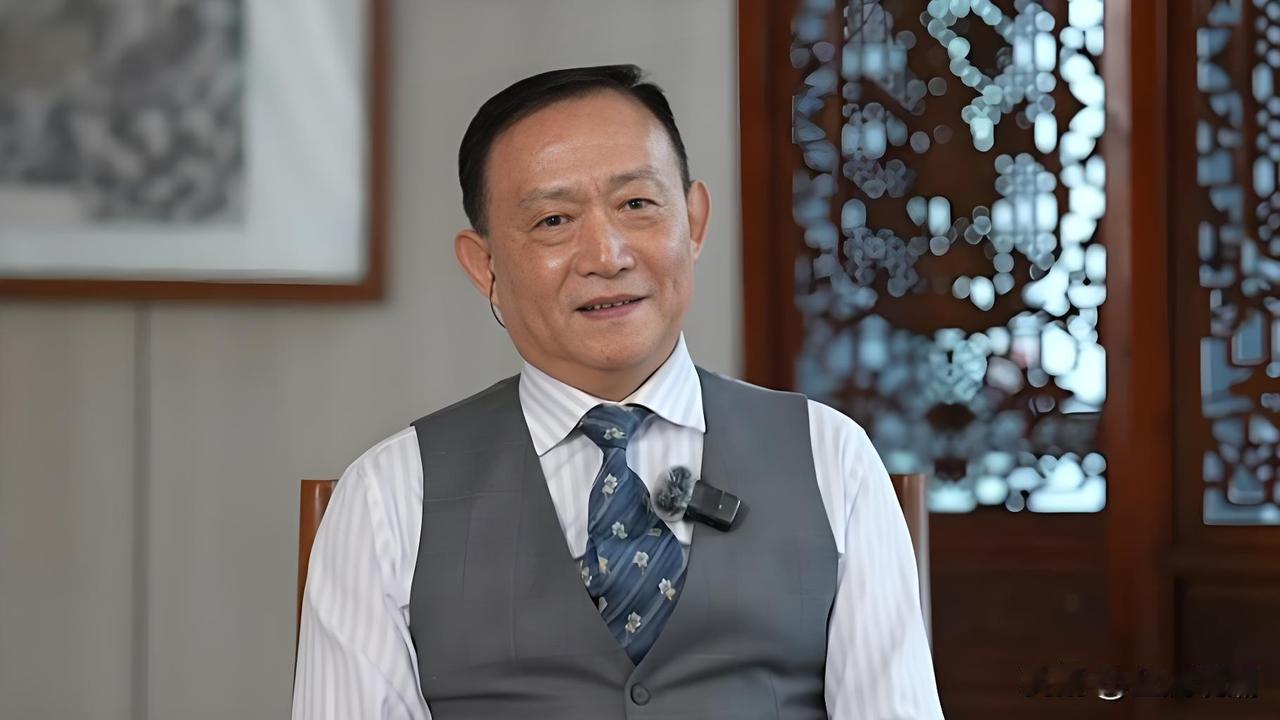 “离岸信托”问题，卢麒元功不可没？
 
国内最早在舆论场上持续多年公开呼吁整治离