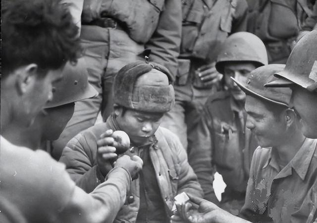 1954年，55名被俘的志愿军战士，选择前往中立国巴西。他们放弃了回到中国大陆，