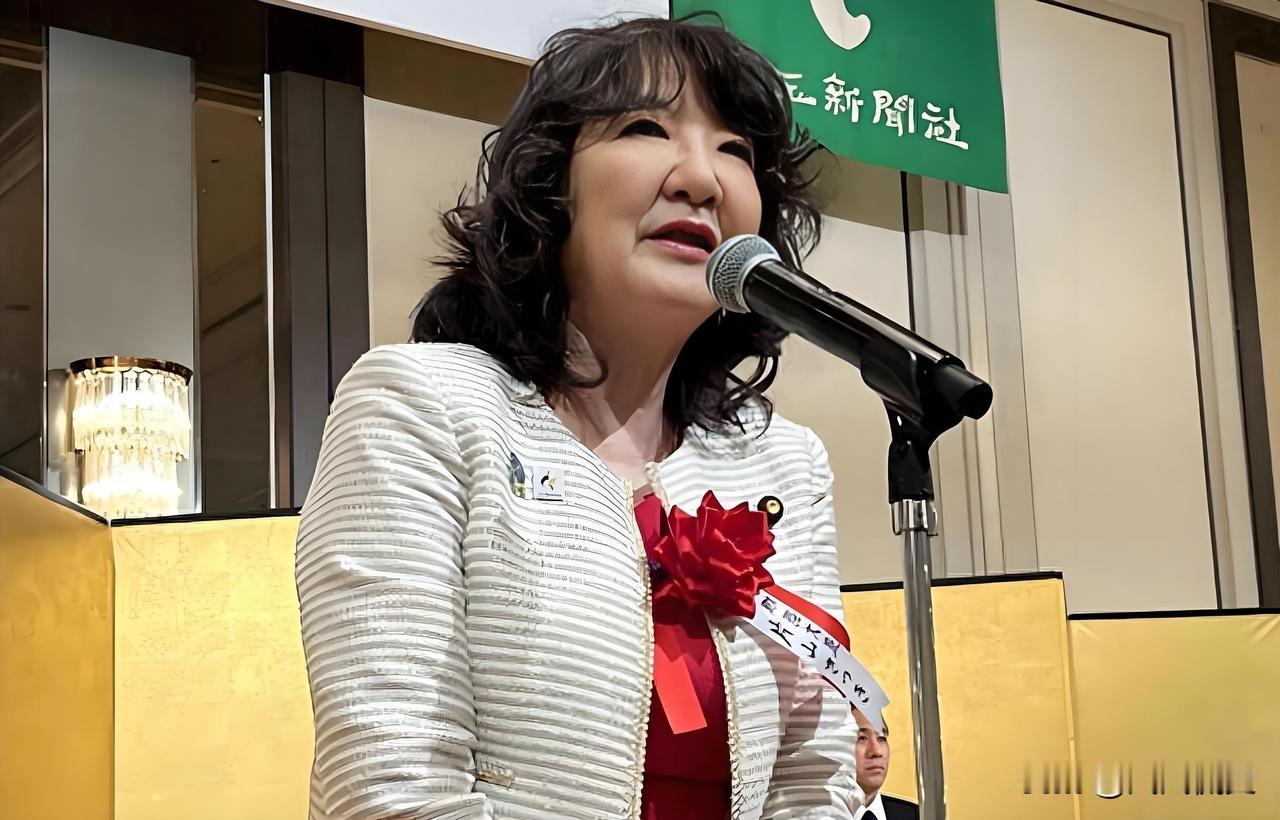 口气不小，不怕风大闪了舌头
 
日本财政大臣片山皋月12号对东方大国发出威胁，要