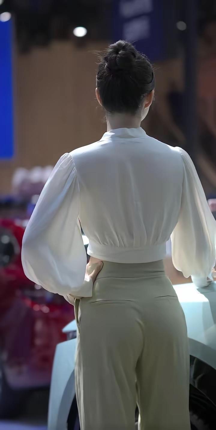 双子座♊️ 2月11日至2月17日运势
峰回路转，无往不利。岁星与命星呈超幸运角