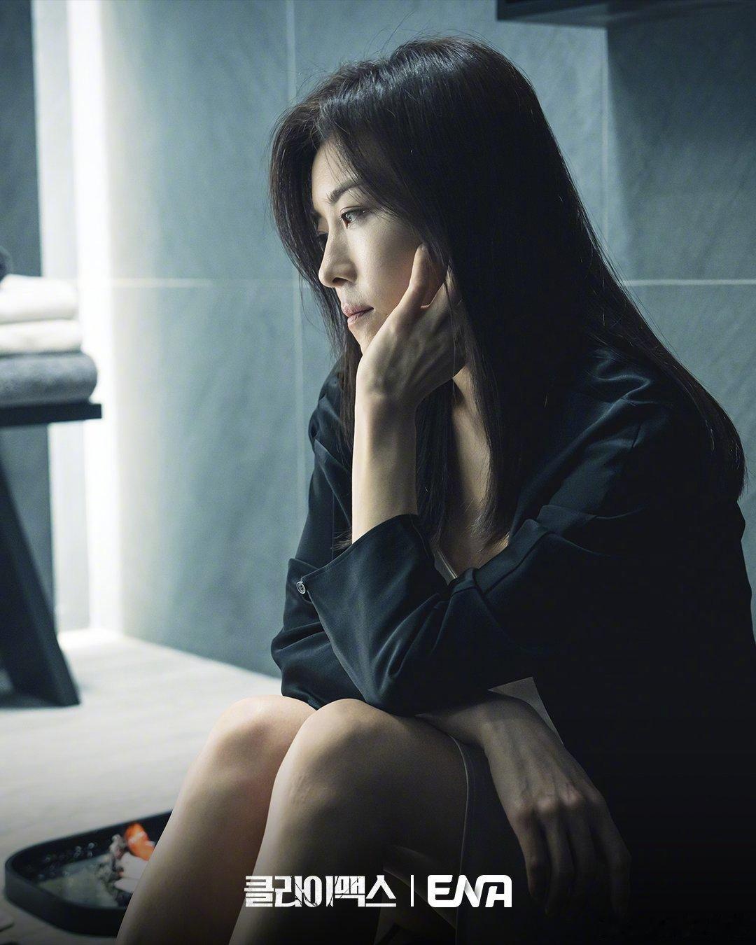 朱智勋、河智苑情侣照！两人主演新剧《Climax》将于3月16日首播~朱智勋饰演